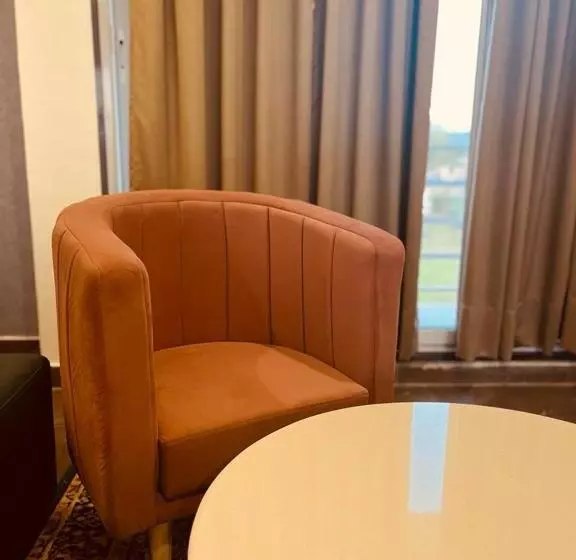 Aravalli Hill Resort