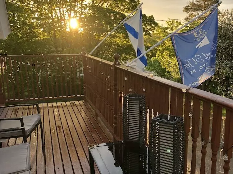 ベッドアンドブレックファースト Pleasant Street Inn