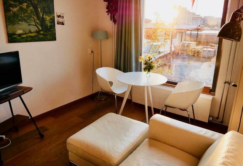 Bed and Breakfast Studioextra Incl Auto P