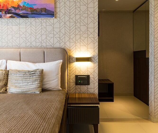 호텔 Ar Suites Jewels Royale   Koregaon Park Nx