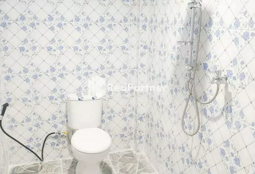 هتل De Credo Near Pantai Segang Redpartner