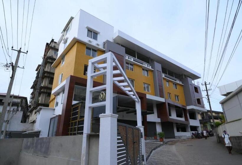 Hotelli Meenakshi Inn