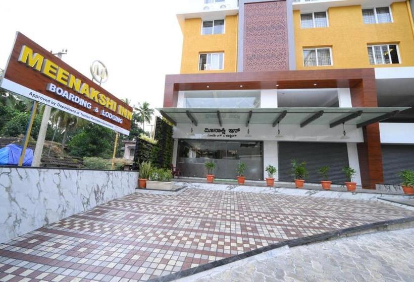 Hotelli Meenakshi Inn