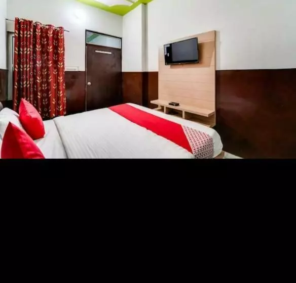 ホテル Pop 82804  Shiva