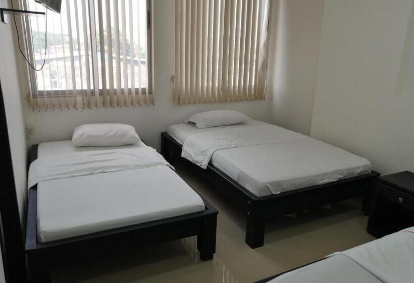 Отель San Pedro Suite