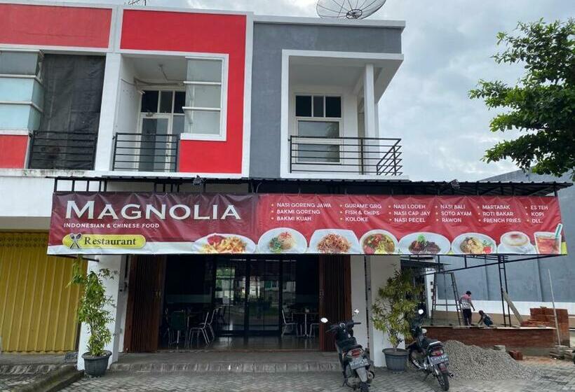 Tree On Hotel Syariah