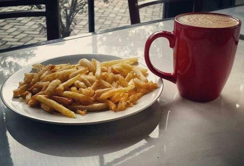 Tree On Hotel Syariah