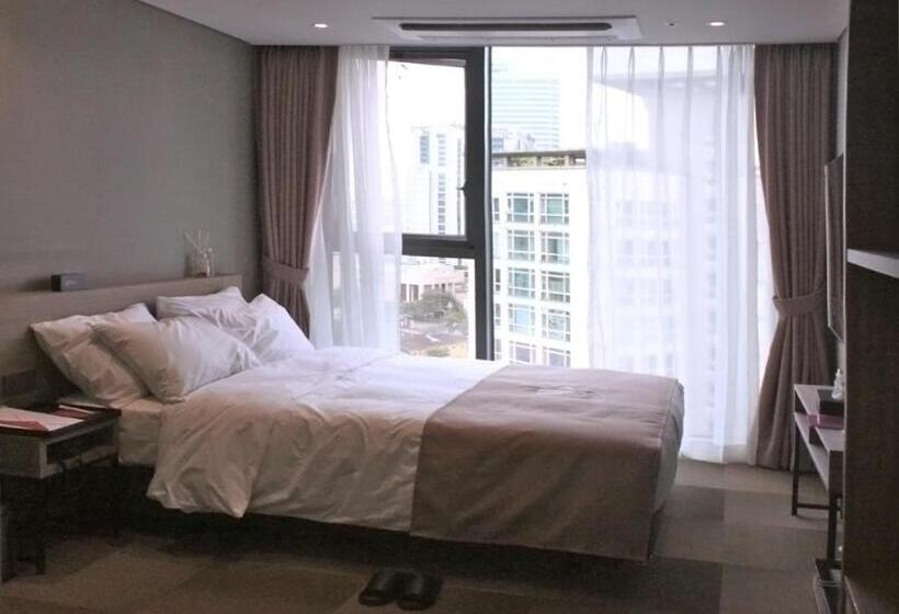 בית מלון כפרי U5