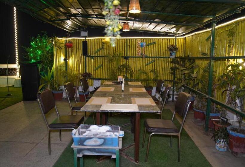 هتل Virasat Retreat