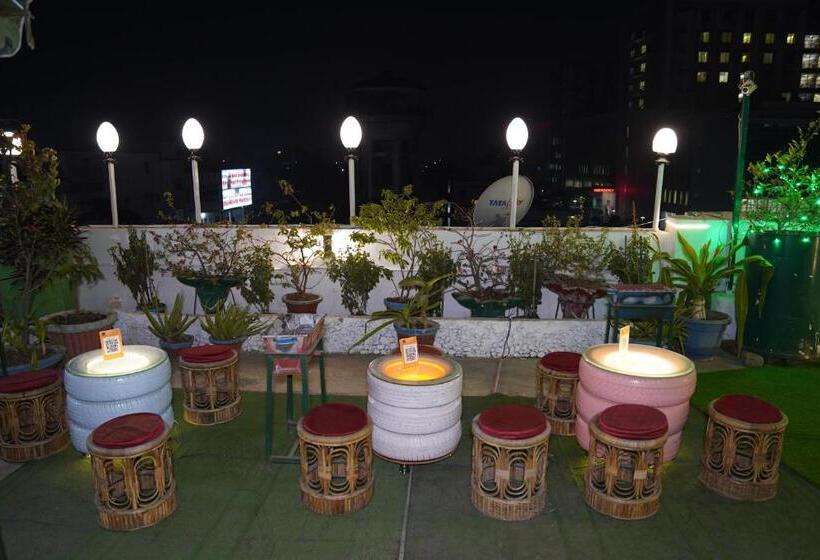 هتل Virasat Retreat