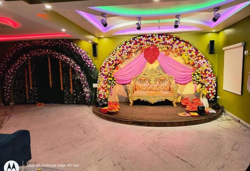 هتل Virasat Retreat