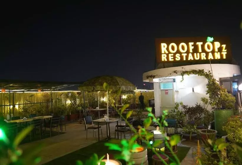 ホテル Virasat Retreat
