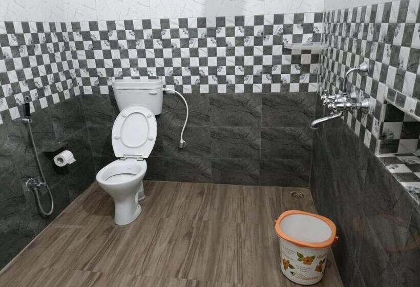 هتل Virasat Retreat