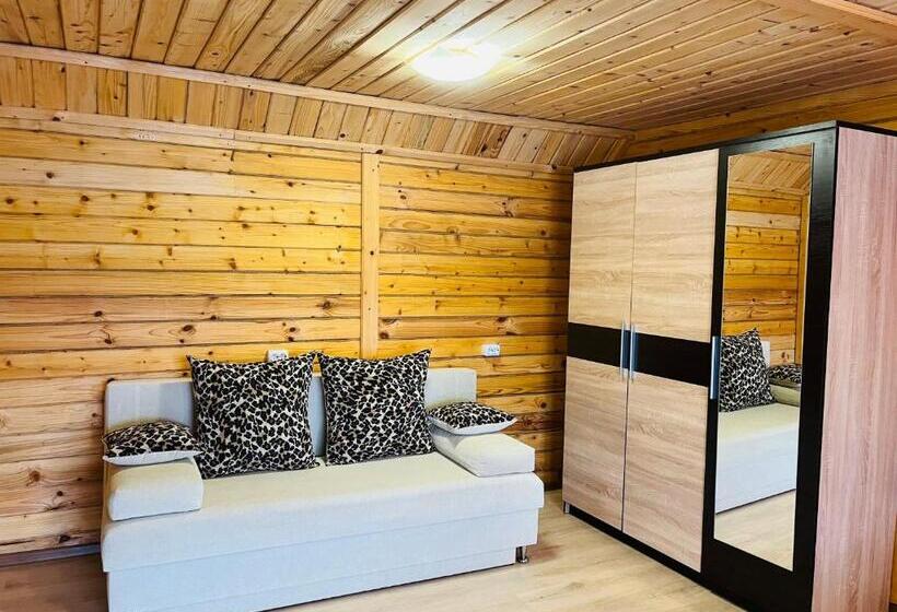 بنسيون Belvedere Karpaty Panorama