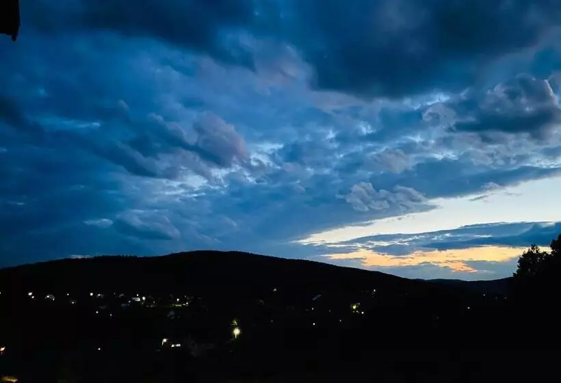 ペンション Belvedere Karpaty Panorama