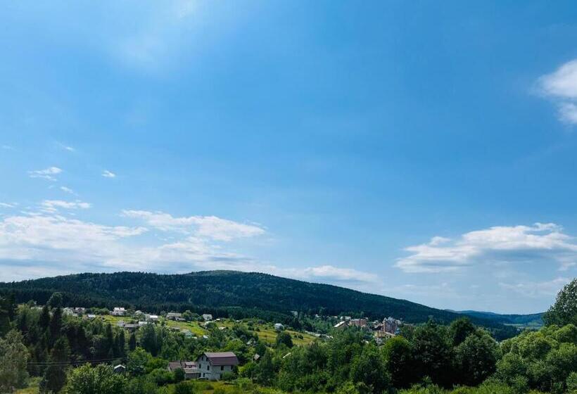 بنسيون Belvedere Karpaty Panorama