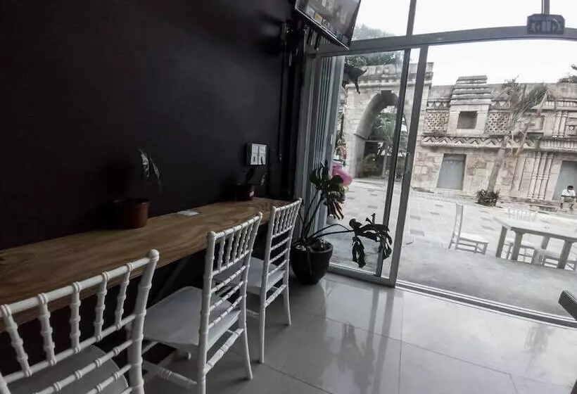 ペンション Hostal Lezzoto 2.5 Beach   Hostel