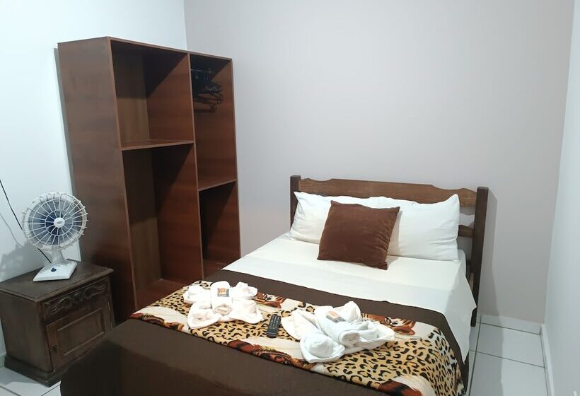 פנסיון Villa Real