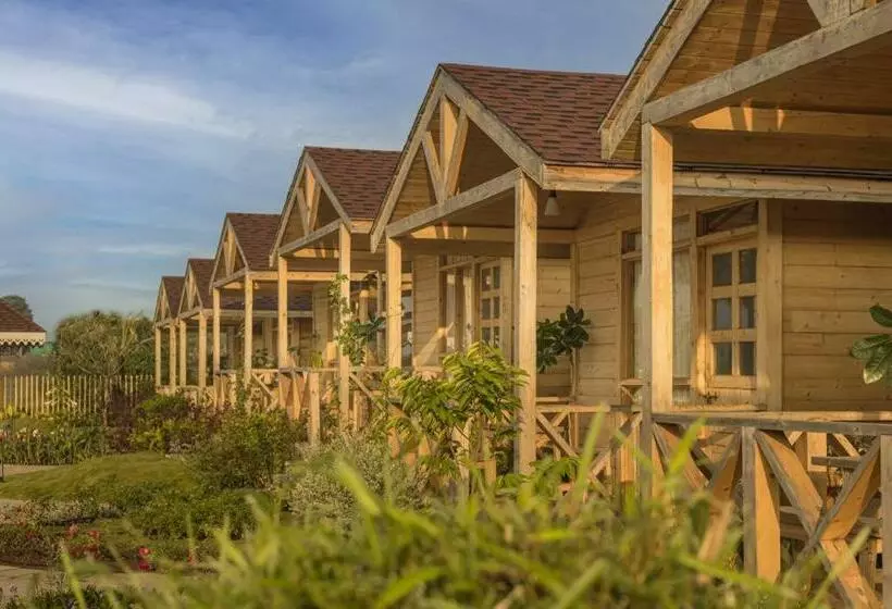 Majatalo Waterscape Retreat