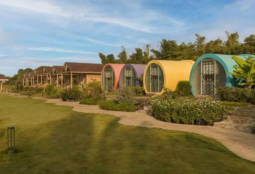 Majatalo Waterscape Retreat