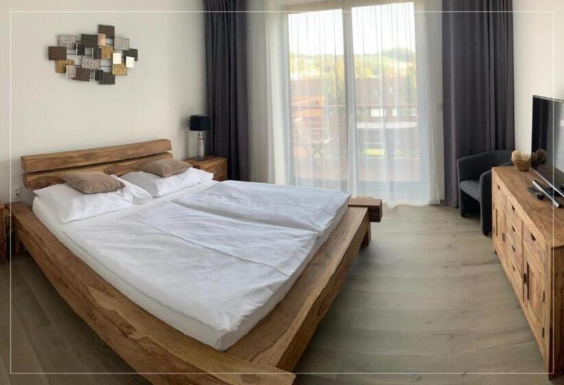 بنسيون Wellness Penzion Marta