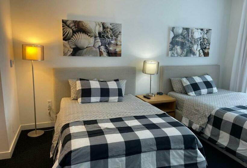 Iconic View   Hotel S Benefits   Low Rates