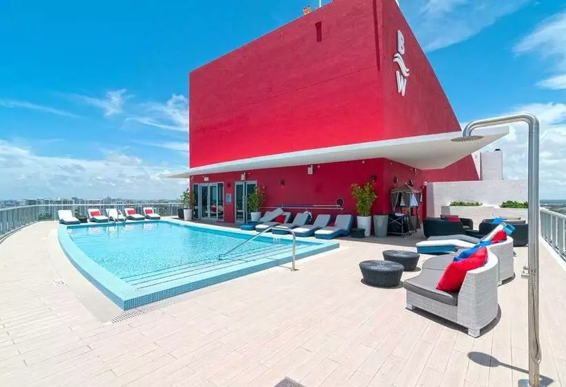 Iconic View   Hotel S Benefits   Low Rates