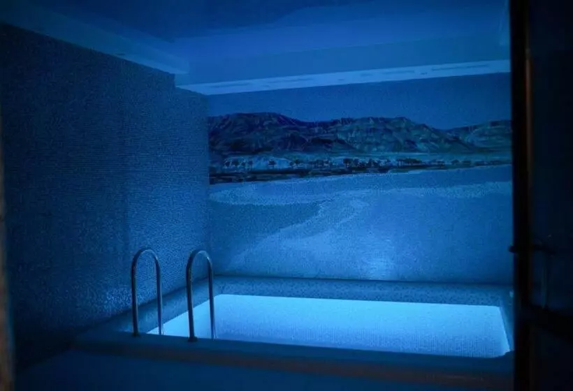 هاستل Mini Hotel Neptun