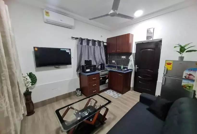 ベッドアンドブレックファースト Nesta Barron  Home Away From Home