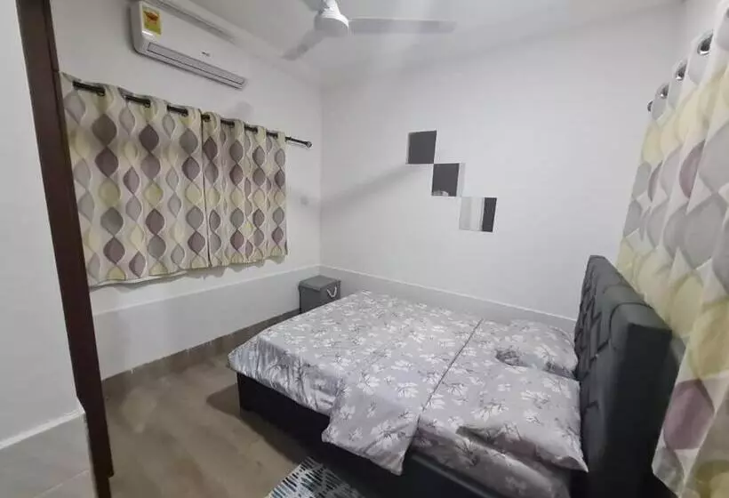 ベッドアンドブレックファースト Nesta Barron  Home Away From Home