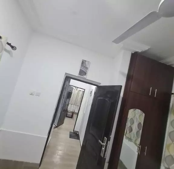 ベッドアンドブレックファースト Nesta Barron  Home Away From Home