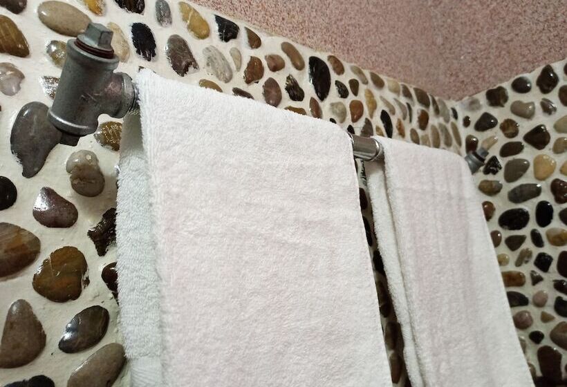 تختخواب و صبحانه Sunrise House