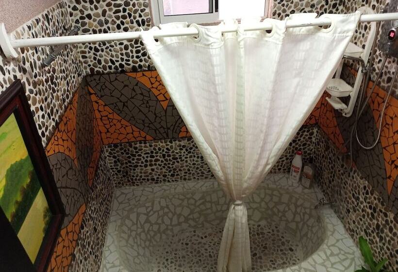 تختخواب و صبحانه Sunrise House