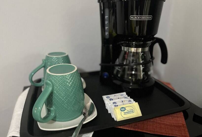 تختخواب و صبحانه Sunrise House