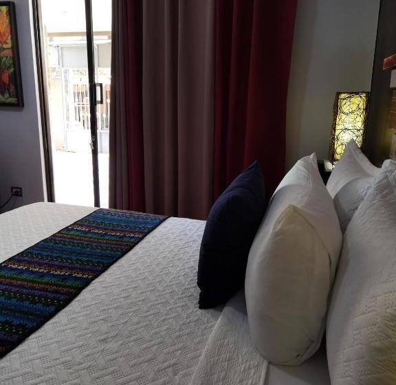 تختخواب و صبحانه Sunrise House