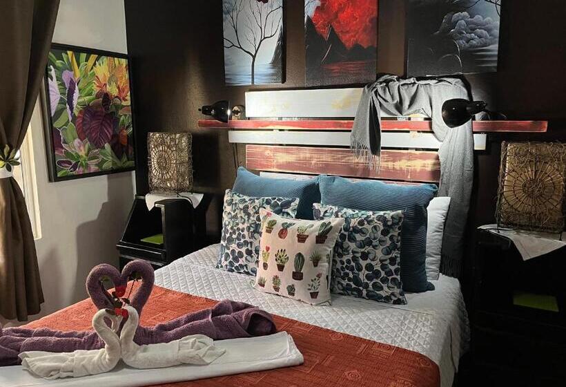 تختخواب و صبحانه Sunrise House