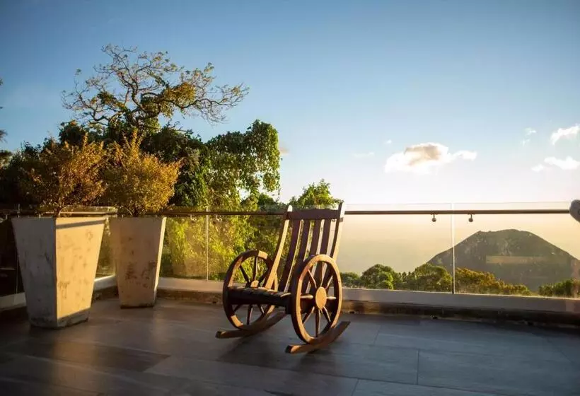 Hotelli Casa 1800 Cerro Verde