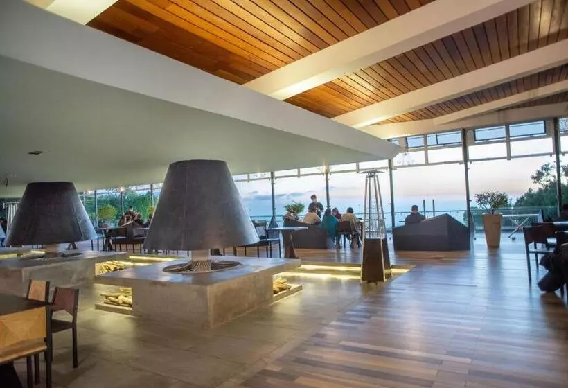 Hotelli Casa 1800 Cerro Verde