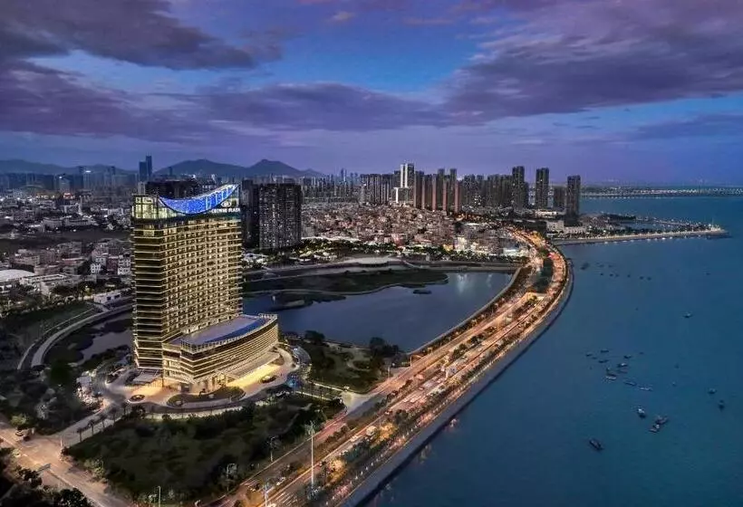 Crowne Plaza Xiamen Jimei Seaview, An Ihg Hotel Free Mini Bar