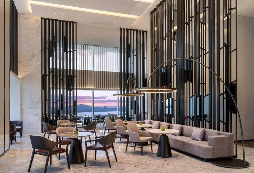 Crowne Plaza Xiamen Jimei Seaview, An Ihg Hotel Free Mini Bar