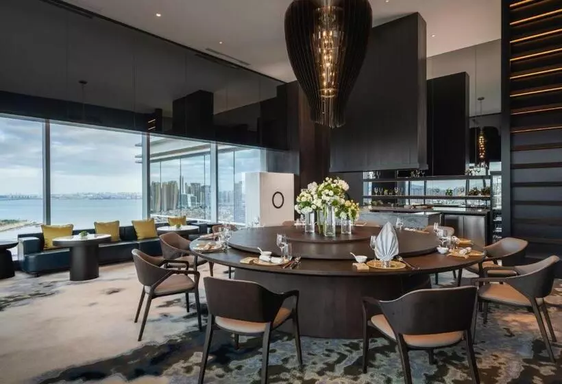 Crowne Plaza Xiamen Jimei Seaview, An Ihg Hotel Free Mini Bar