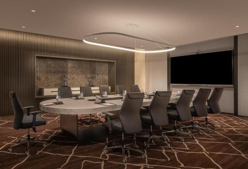 Crowne Plaza Xiamen Jimei Seaview, An Ihg Hotel Free Mini Bar