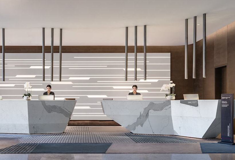 Crowne Plaza Xiamen Jimei Seaview, An Ihg Hotel Free Mini Bar