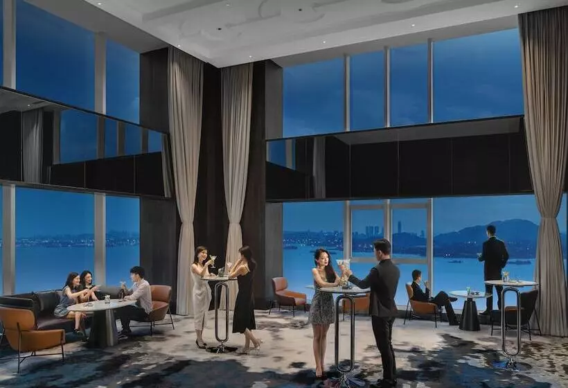 Crowne Plaza Xiamen Jimei Seaview, An Ihg Hotel Free Mini Bar