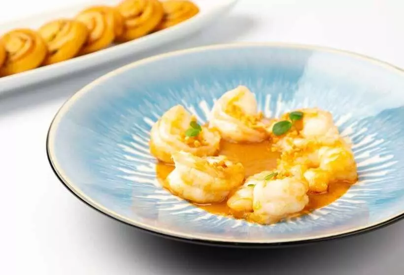 Crowne Plaza Xiamen Jimei Seaview, An Ihg Hotel Free Mini Bar