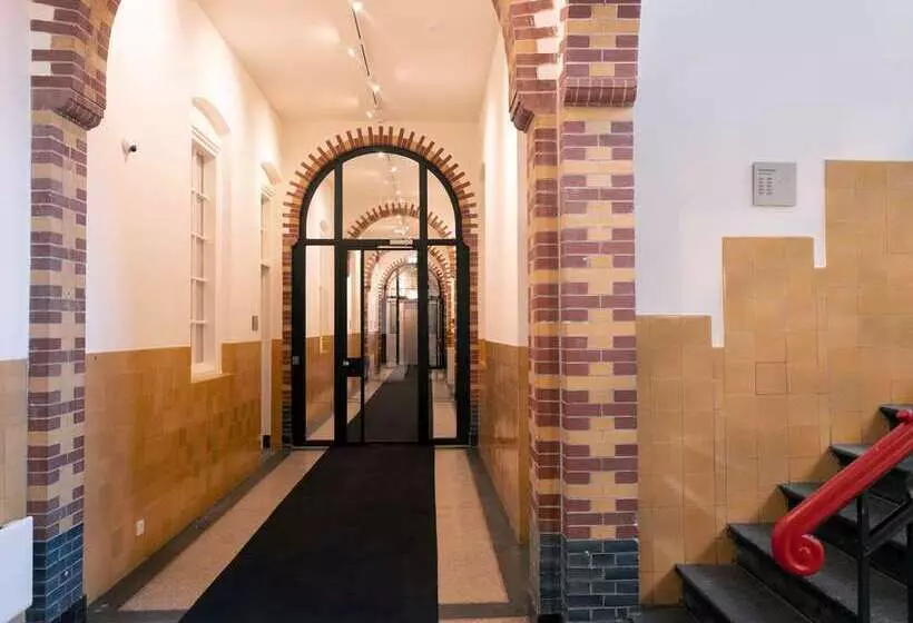 Hotelli Doubletree By Hilton Sittard