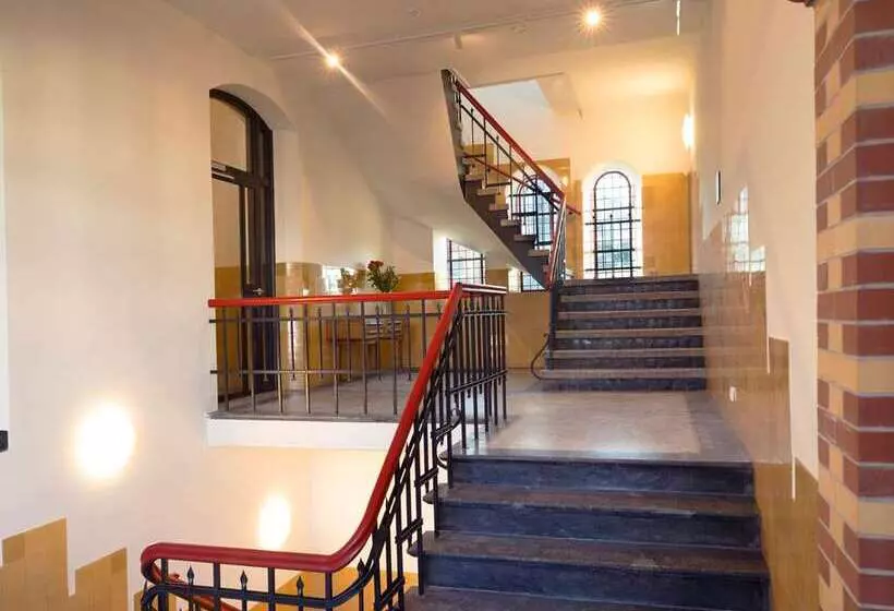 Hotelli Doubletree By Hilton Sittard