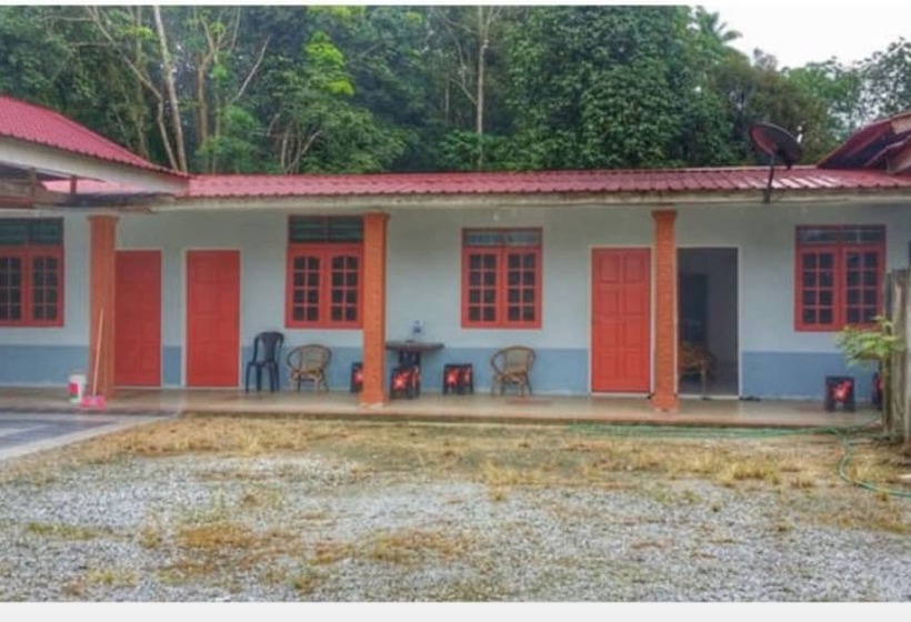 Hotel Oyo 90335 Merkang Guesthouse