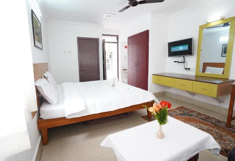 Hotel Tamilnadu  Yercaud