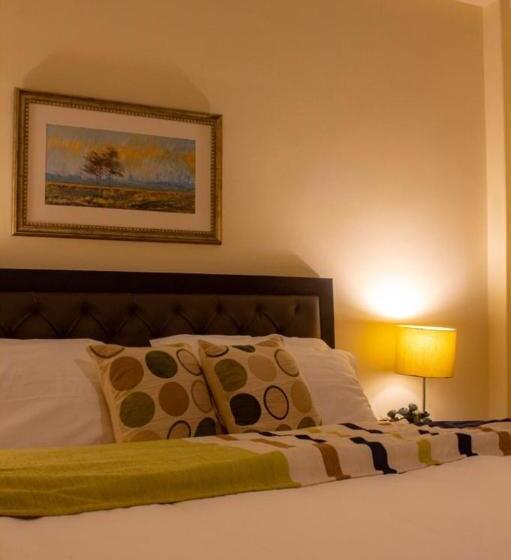 هتل The Mandarin Inn